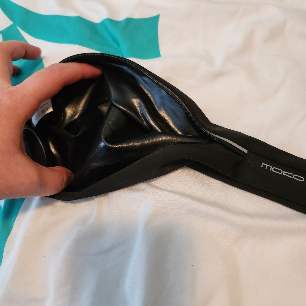 Moko Waist Pack - Picture 4 of 7